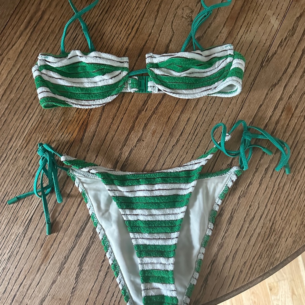 TRADE: XS Triangl Bikini Neve Worn